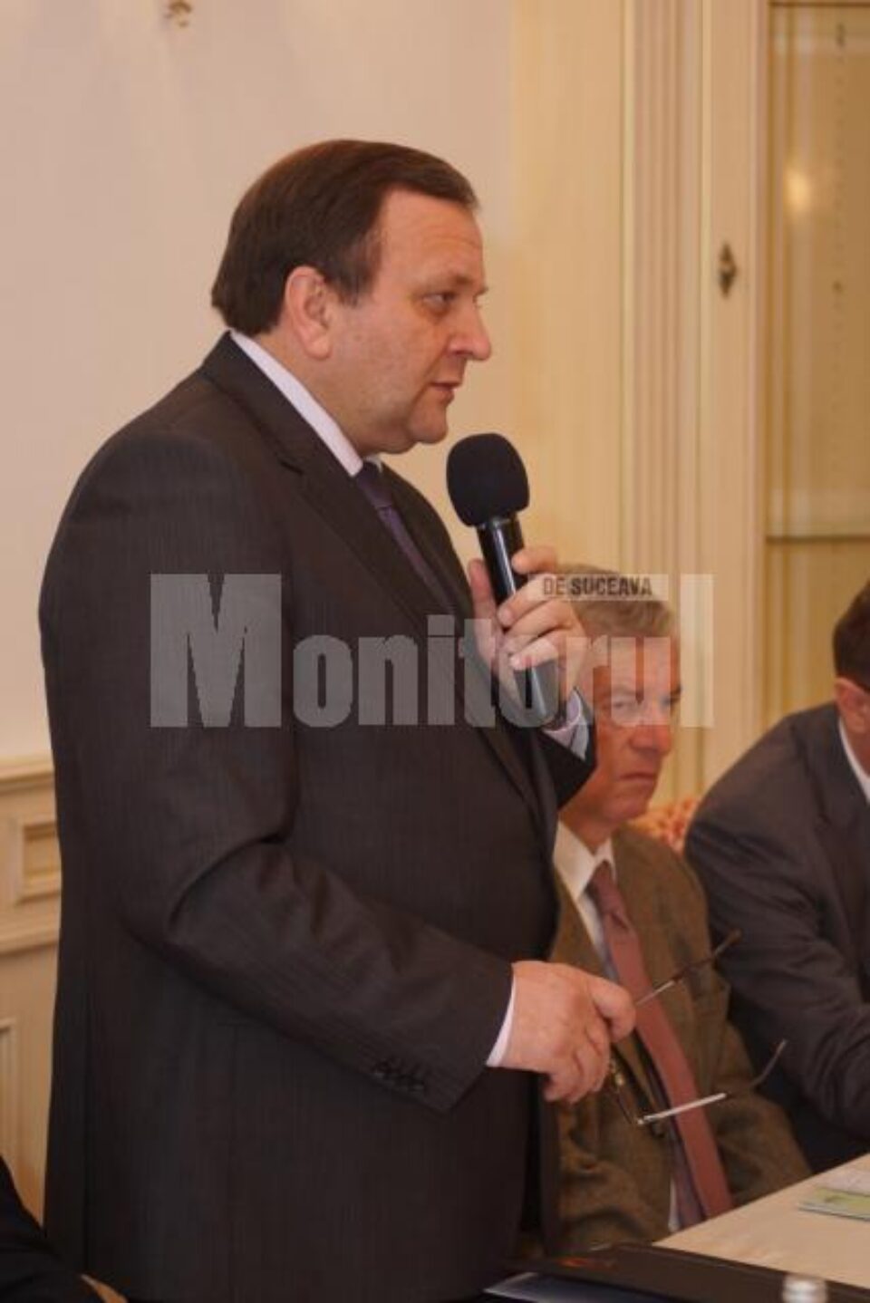 Gheorghe Flutur: „Una dintre valorile de dreapta este responsabilitatea. Nu am guvernat cu ochii la sondaje” Gheorghe Flutur: „Una dintre valorile de dreapta este responsabilitatea. Nu am guvernat cu ochii la sondaje”