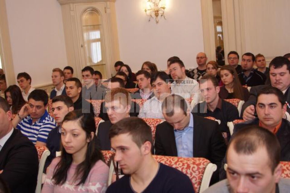 60 de tineri din PD-L participa la Școala de Management Politic