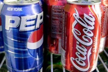 Coca-Cola și Pepsi își schimbă rețetele pentru a evita un avertisment legat de cancer pe etichetă