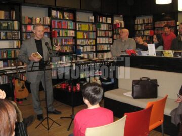 Lansare de carte la Librăria Cărturești