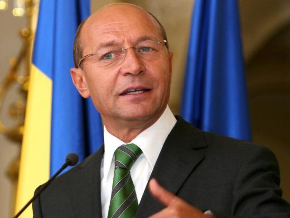 Președintele Băsescu a promulgat Legea picnicului