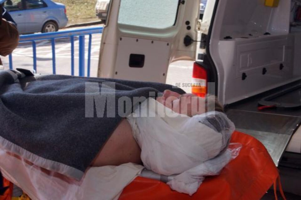 Bărbat înjunghiat la Câmpulung Moldovenesc într-o casă de amanet