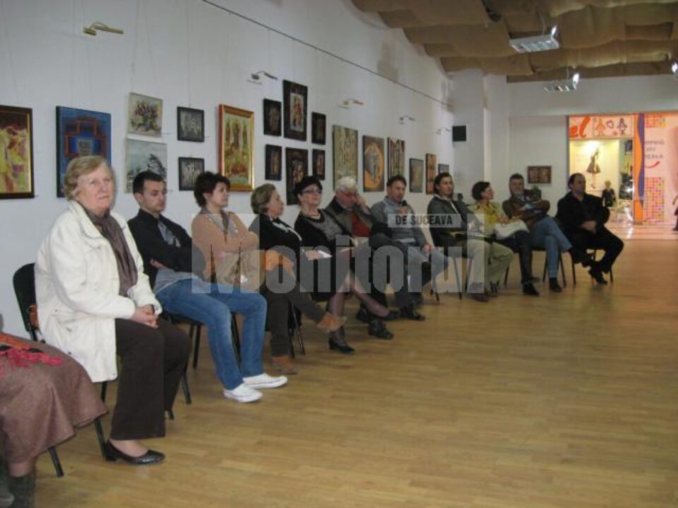 Participanți la vernisajul interactiv Participanți la vernisajul interactiv