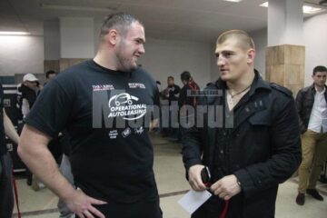 Ghiță Ignat, alias “Ursul Carpatin”, a măturat prin cușcă cu adversarul său
