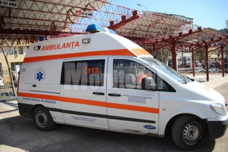 Parcarea acoperită care a trebuit dărâmată parțial, chiar înainte de a fi dată în folosință, deoarece nu permitea și accesul mașinilor mari