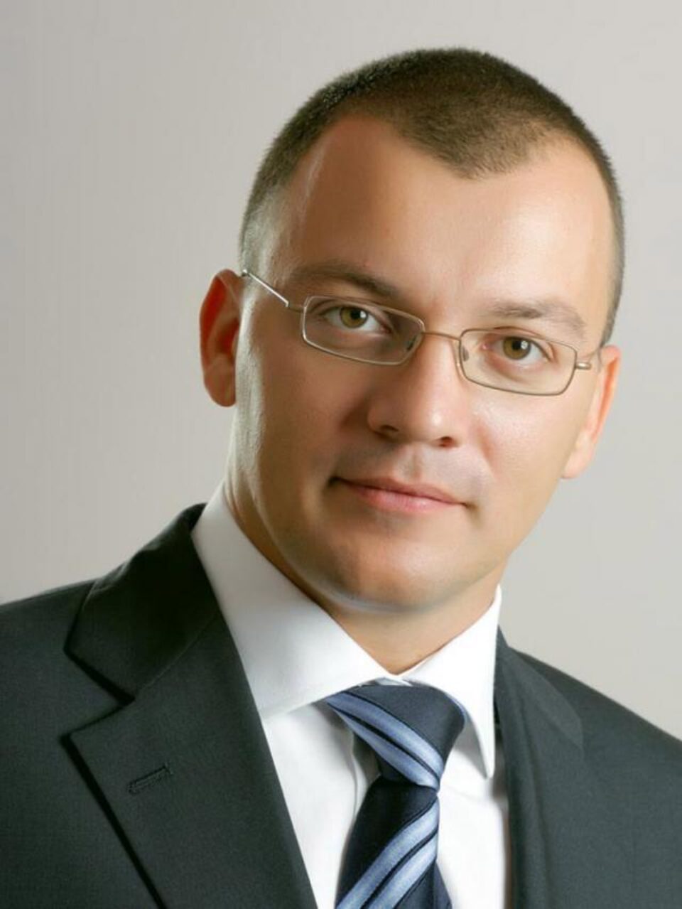 Boldea: Dacă sunt în România mă pot apăra în fața abuzurilor la care sunt supus