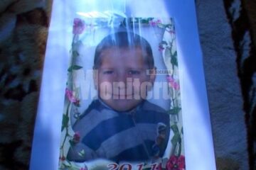 Sami, copilului de 6 ani, din satul Călinești Enache, sfâșiat de câini