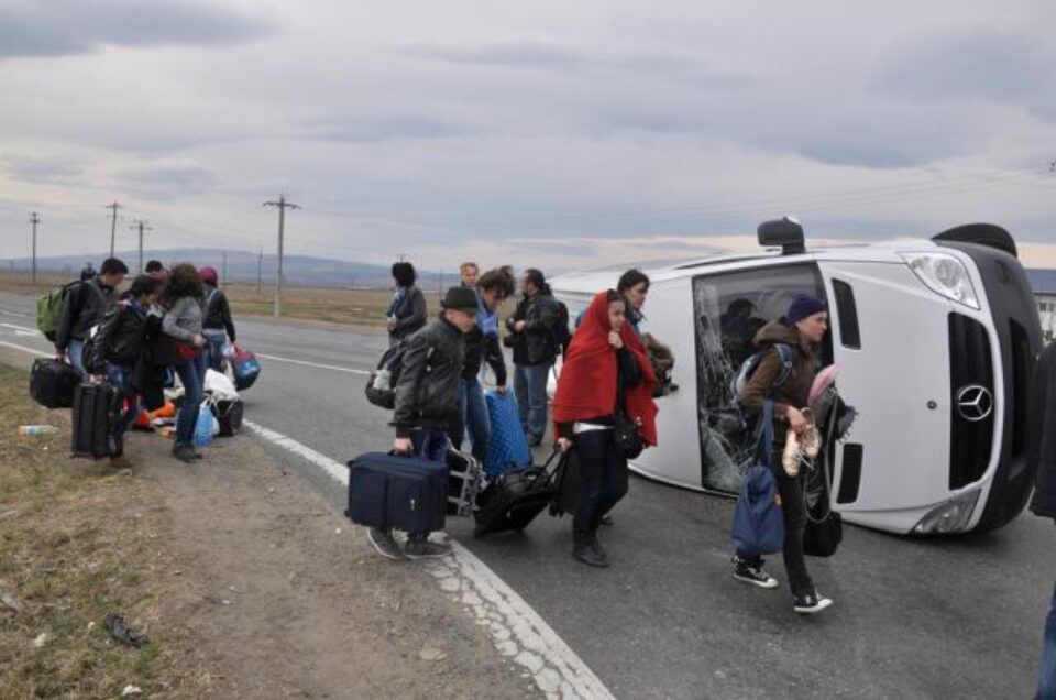 Copii și artiști suceveni, răniți într-un accident la Buzău. Foto: OPINIA DE BUZAU