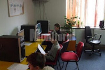 Premii pentru elevii de la Palatul Copiilor, la concursuri de informatică