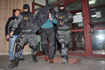 Autorul atacului armat de la Perla va sta în arest încă 30 de zile (foto: mediafax.ro)