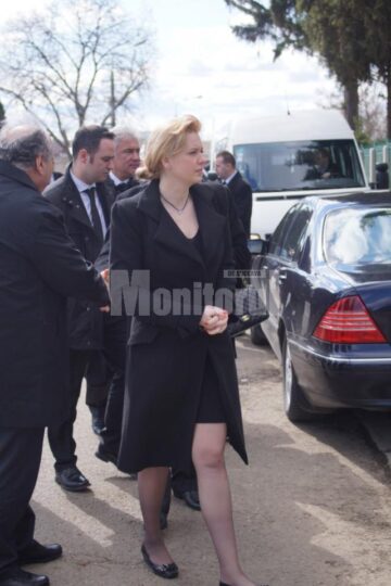 Oficialități prezente la înmormântare