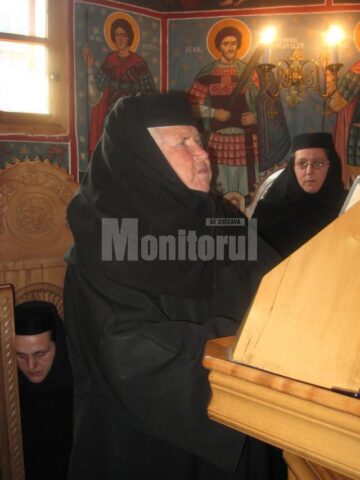 Mănăstirea Voroneț la ceas aniversar - 21 de ani de la reînființarea obștii mănăstirești