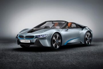 BMW prezintă conceptul i8 Spyder