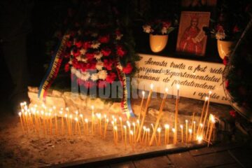 Bucovinenii masacrați în 1941, comemorați la Fântâna Albă și Putna