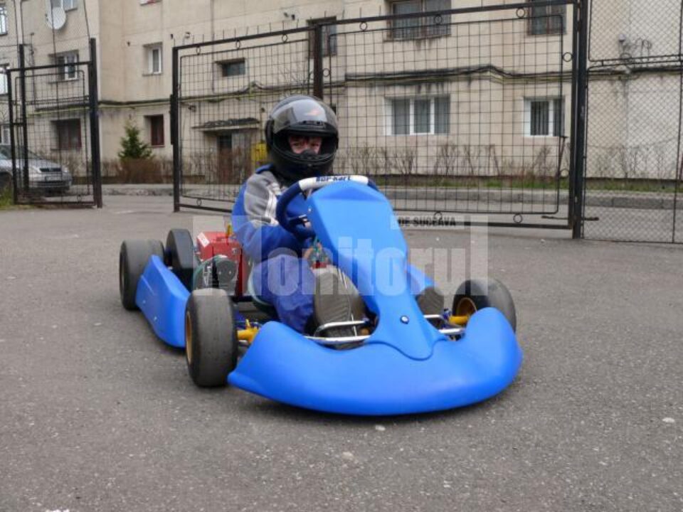Demonstrații de karting și auto-modele la Fălticeni