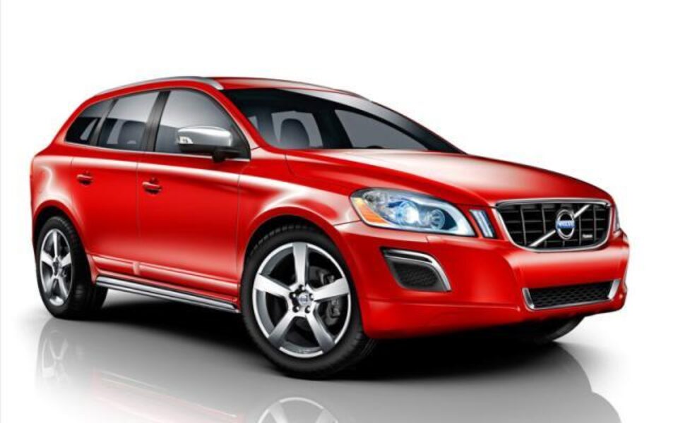 Volvo XC60 își arată aura sportivă