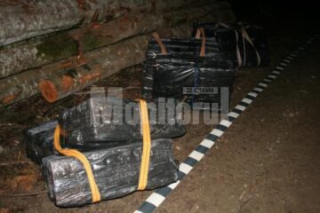 Un transport de aproape 40 de mii de pachete de țigări de contrabandă a fost deturnat la primele ore ale zilei de ieri