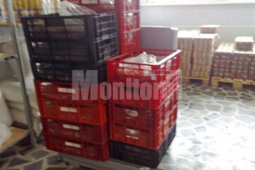 Parte din marfa confiscată ieri, pulpe de pui alterate Parte din marfa confiscată ieri, pulpe de pui alterate