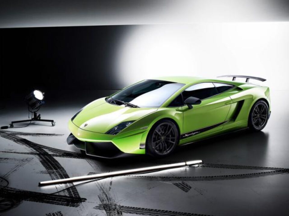 Lamborghini Gallardo LP570-4 Superleggera, supercarul suprem