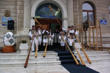 Buciumașii i-au chemat pe suceveni să participe la concertele pascale