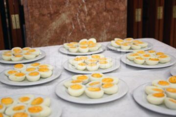 Ceremonialul „împărțirii cu oul sfințit”