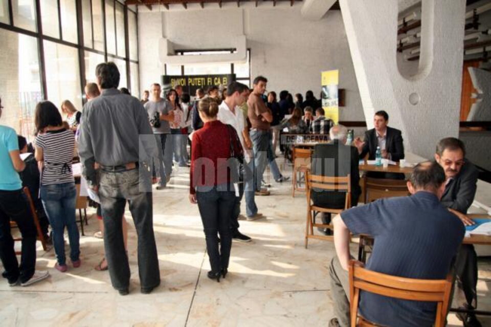 Bursa va avea loc vineri, pe 27 aprilie, cu începere de la ora 10.00, în Suceava, în holul mare al Casei de Cultură Bursa va avea loc vineri, pe 27 aprilie, cu începere de la ora 10.00, în Suceava, în holul mare al Casei de Cultură