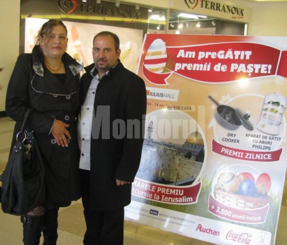 Maria Dumitru, în vârstă de 40 de ani din Dolhasca, câștigătoarea Tombolei de Paște organizată de Iulius Mall