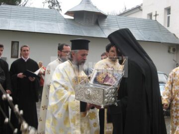 Primirea raclei cu Moaștele Sf. Spiridon aduse din Grecia