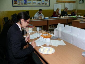 Concursul internațional de analiză senzorială a produselor lactate, la Colegiul Agricol Fălticeni