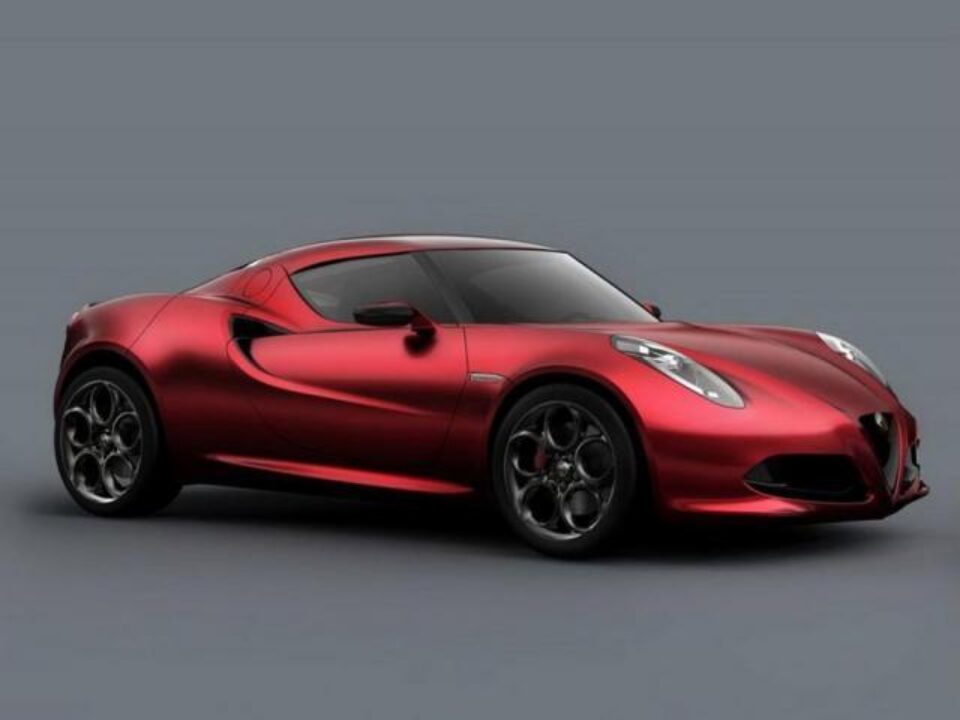 Alfa Romeo revine cu prototipul 4C