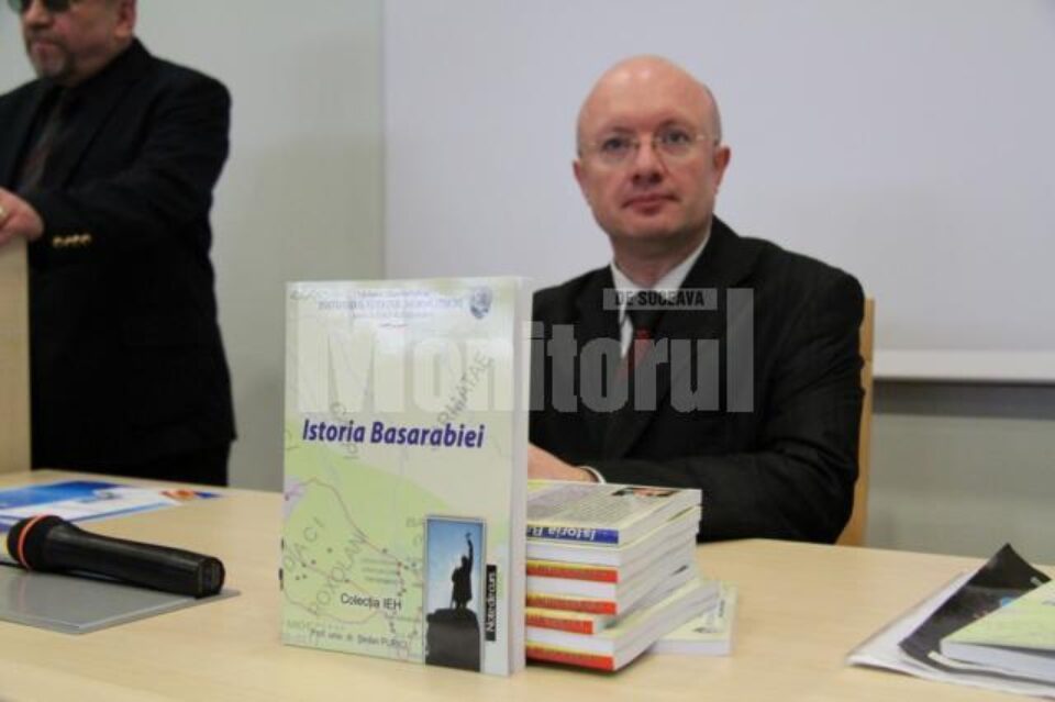 Prorectorul USV Ștefan Purici și-a lansat volumul „Istoria Basarabiei. Note de curs”