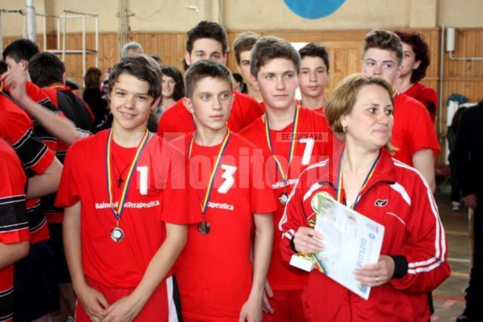 Tinerii voleibaliști din Fălticeni au obținut un rezultat remarcabil