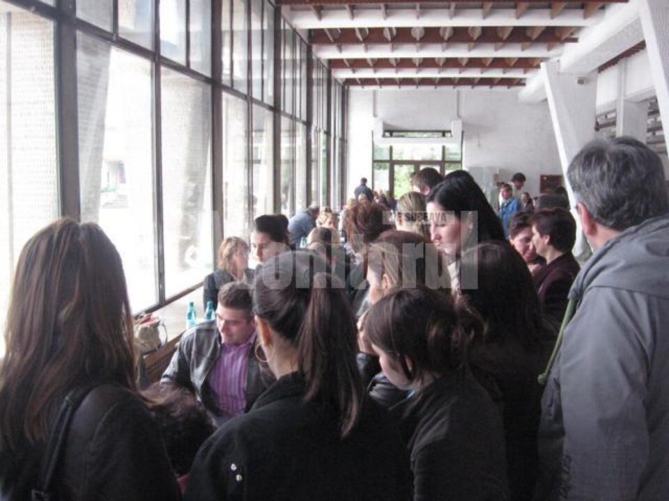 Târgul de locuri de muncă va avea loc în Suceava, Fălticeni, Rădăuți și Câmpulung Moldovenesc Târgul de locuri de muncă va avea loc în Suceava, Fălticeni, Rădăuți și Câmpulung Moldovenesc