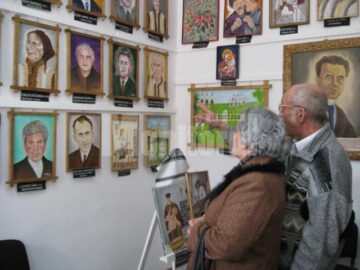 Expoziție permanentă de pictură naivă la Vama