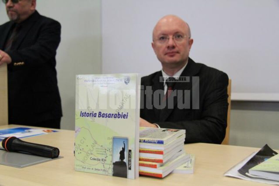Prorectorul USV Ștefan Purici și-a lansat volumul „Istoria Basarabiei. Note de curs”