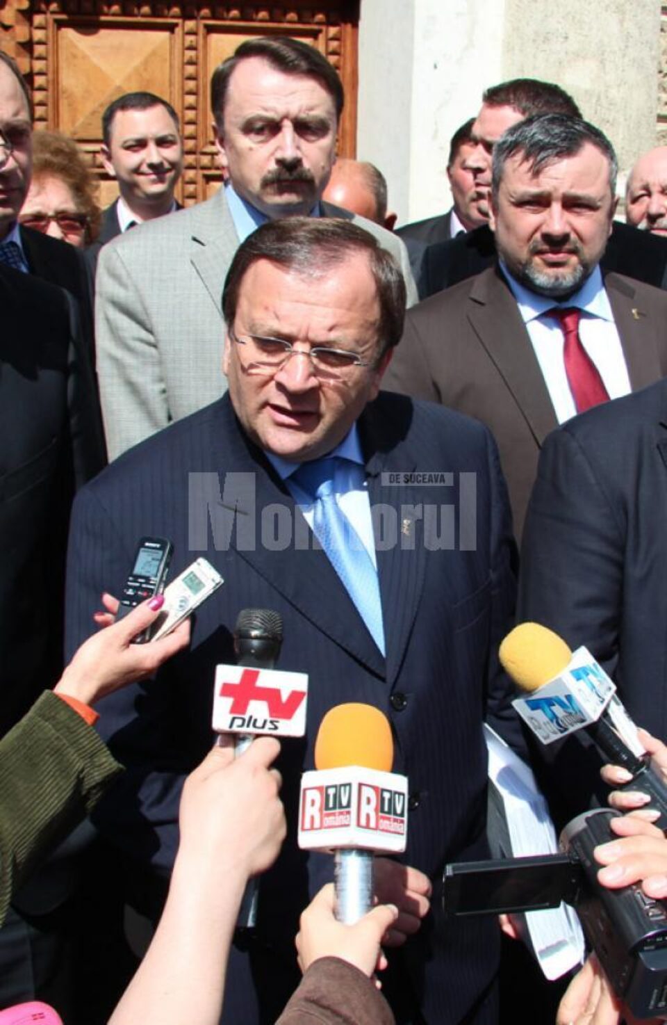 Flutur: Sunt multe lucruri de făcut și nu le voi putea face decât împreună cu o echipă