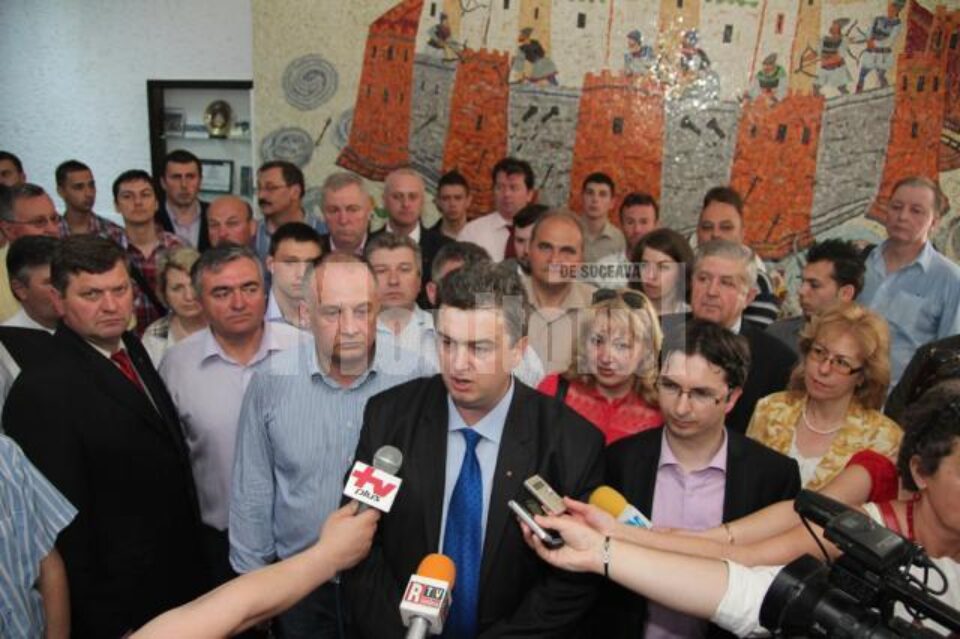 Liderul PSD Suceava, deputatul Cătălin Nechifor, și-a depus candidatura din partea USL pentru funcția de președinte al Consiliului Județean Suceava