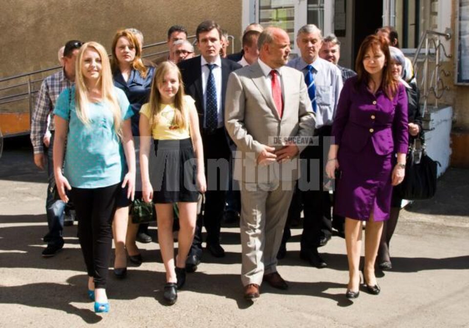 Primarul municipiului Rădăuți, Aurel Olărean, și-a depus, la finele săptămânii trecute, candidatura pentru un nou mandat de edil al municipiului