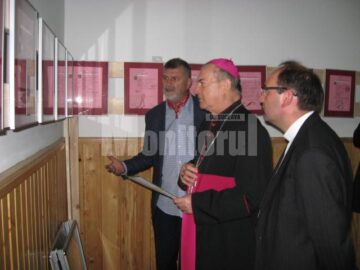 Expoziție de artă plastică româno - polonă