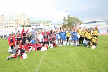 Cupa Hagi Danone s-a dovedit un adevărat magnet pentru micii fotbaliști