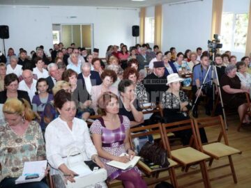 Public numeros la lansarea de la Fălticeni