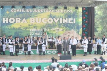 Sucevenii sunt invitați la „Hora Bucovinei”