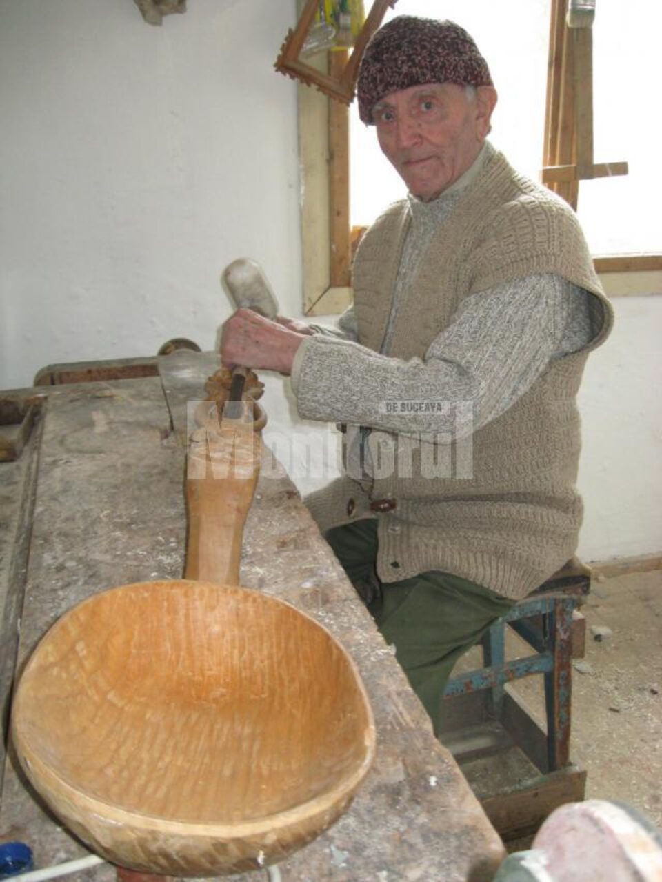 Dragoș Olaș, sculptorul de la Vama Dragoș Olaș, sculptorul de la Vama