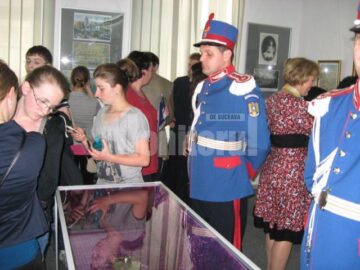 Vizitarea expoziției