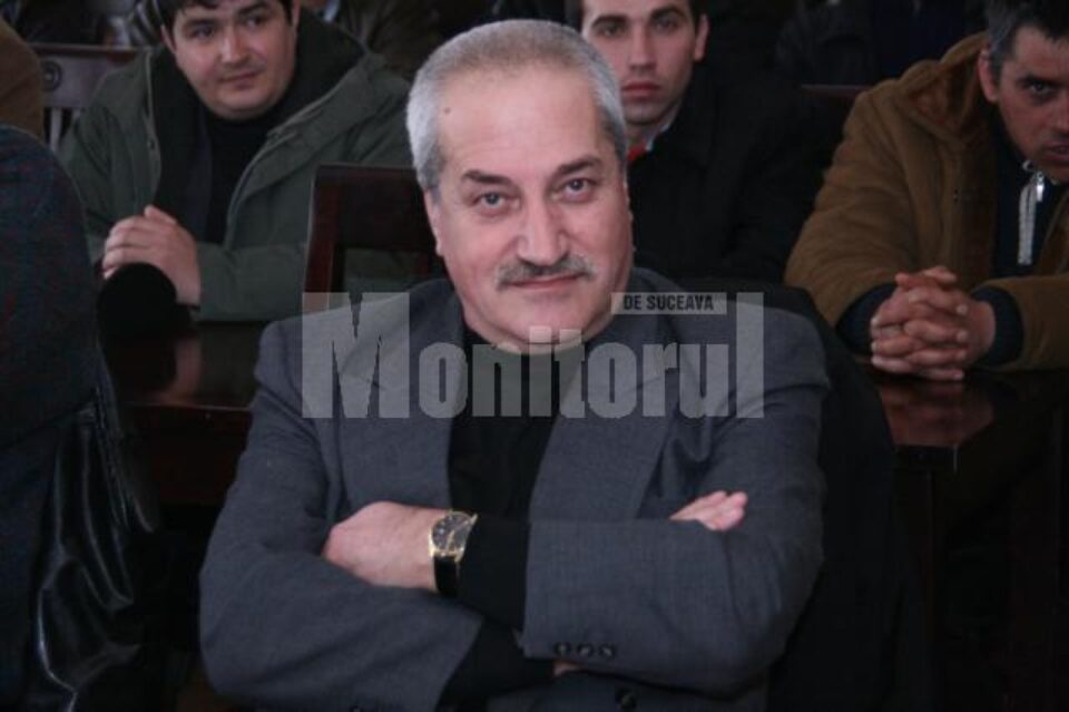 Dumitru Antoniu caută arbitri