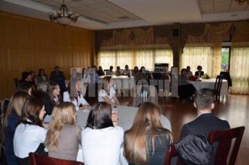 Trei ani de liceu în imagini, clasa a XI-a C, de la Colegiul Economic “Dimitrie Cantemir”