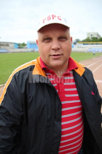 Directorul operațional și lider de sindicat al Oficiului Județean de Poștă Suceava, Nicolae Costrîș