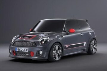 MINI lansează puternicul John Cooper Works GP