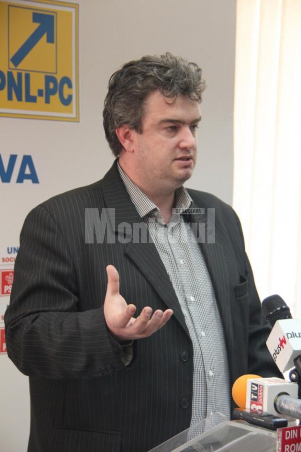 Nechifor: Șoseaua de centură s-a scumpit cu 54,8%. O afacere marca PDL prin care s-au majorat prețurile nejustificat Nechifor: Șoseaua de centură s-a scumpit cu 54,8%. O afacere marca PDL prin care s-au majorat prețurile nejustificat