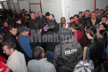 Ultimul control efectuat în Bazar a stârnit furia comercianților, sătui de amenzile încasate și supărați că le este confiscată marfa